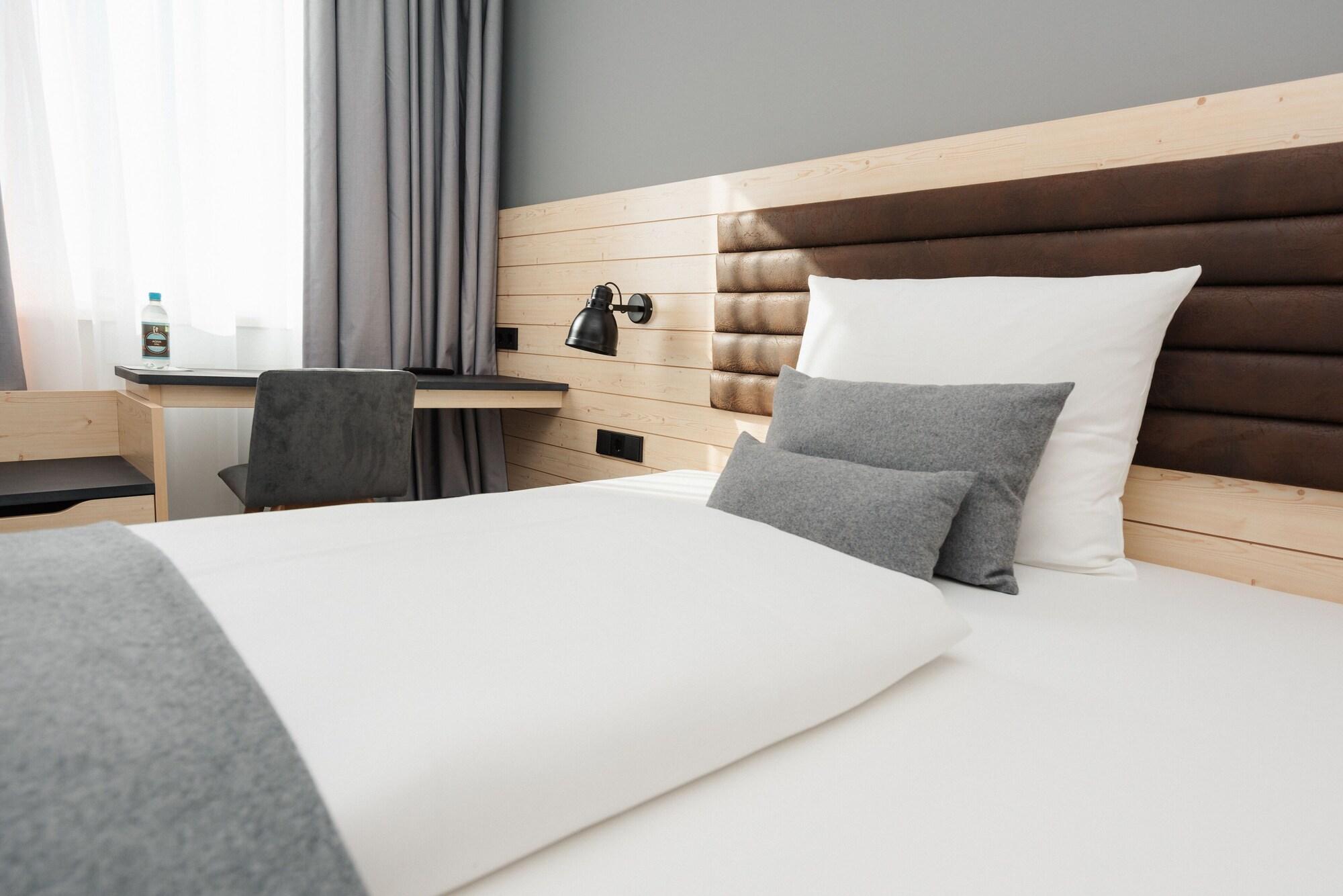 Coffee Fellows Muenchen-freiham 3* Munich
